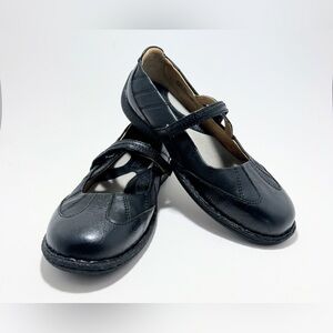 Born Leather Black Mary Jane Women Shoes 4-1/2 (kid’s)/ 37 Fits Like 6.5 Women